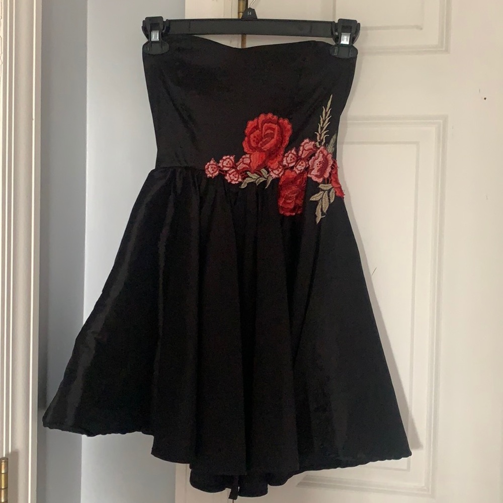 Black strapless homecoming dress!!!
